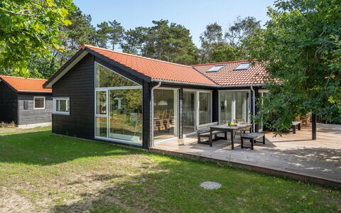 Efka - 175M from the Sea: Apartment, Shade, Balcony, Chair, Fence, Outdoor Furniture, Aluminium, Artificial Turf