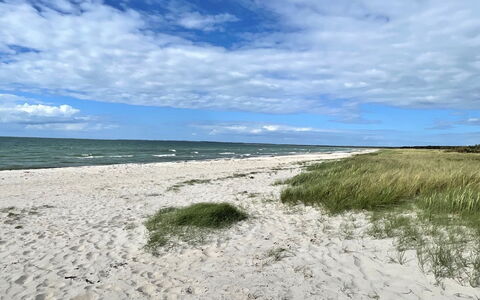 Efka - 175M from the Sea: Sky, Blue, Natural Environment, Cloud, Horizon, Beach, Summer, Coast, Coastal And Oceanic Landforms, Shore