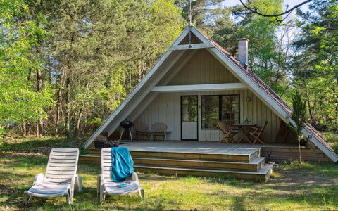 Jörn - 800M from the Sea: Furniture, Interior Design, Flooring, Wood, Floor, Ceiling, Wood Flooring, Chair, Table, Lighting
