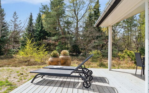 Rikkie - 150M to the Fjord: Outdoor Furniture, Furniture, Outdoor Bench, Outdoor Table, Garden, Hardwood, Bench, Shade, Plank
