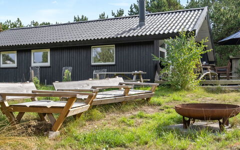 Lisbeth - 400M from the Sea: Building, House, Wood, Home, Roof, Cottage, Residential Area, Shrub, Architecture