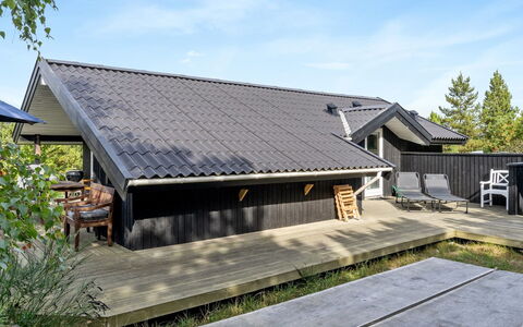 Lisbeth - 400M from the Sea: Roof, House, Home, Cottage, Siding, Estate, Driveway, Garden Buildings, Yard, Shed