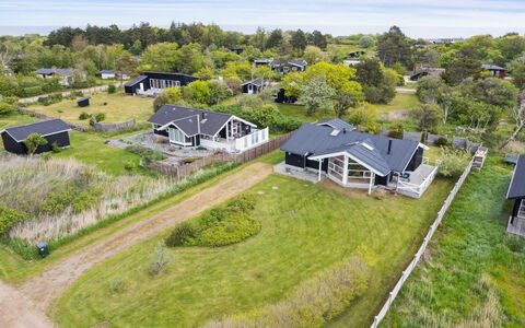 Ewa - 75M from the Sea: Roof, House, Home, Cottage, Siding, Estate, Driveway, Garden Buildings, Yard, Shed