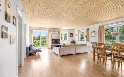 Ettie - 6Km from the Sea: Flooring, Interior Design, Wood Flooring, Floor, Wood, Ceiling, Furniture, Laminate Flooring, Home, Hardwood