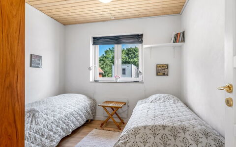 Ettie - 6Km from the Sea: Wall, Wood, Bedroom, Floor, Flooring, Ceiling, Bed, Interior Design, Bedding, Bed Sheet