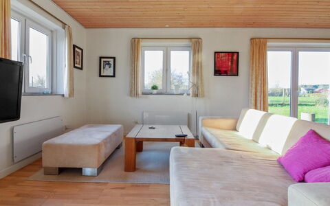 Ettie - 6Km from the Sea: House, Home, Residential Area, Roof, Cottage, Land Lot, Estate, Yard, Garden, Siding