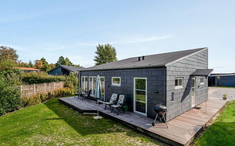 Ilkka - 175M from the Sea: Furniture, Interior Design, Flooring, Wood, Floor, Ceiling, Wood Flooring, Chair, Table, Lighting