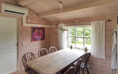 Lilian - 600M from the Sea: Residential Area, Roof, Suburb, Driveway, Estate, Chimney