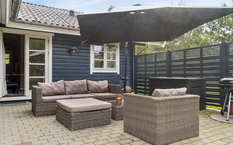 Aldis - 300M from the Sea: Home, Cottage, Porch, Siding, Farmhouse, Outdoor Structure