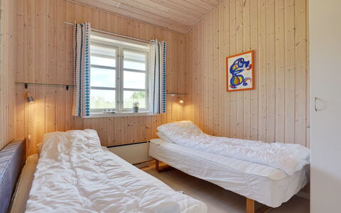 Aldis - 300M from the Sea: Wood, Floor, Home, Bedroom, Plank, Ceiling, Wood Stain, Hardwood, Bed, Wood Flooring