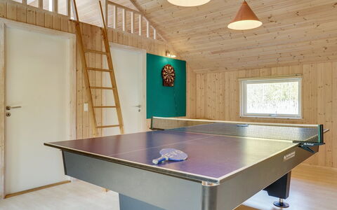 Vilvi - 500M from the Sea: Roof, House, Home, Cottage, Siding, Estate, Driveway, Garden Buildings, Yard, Shed