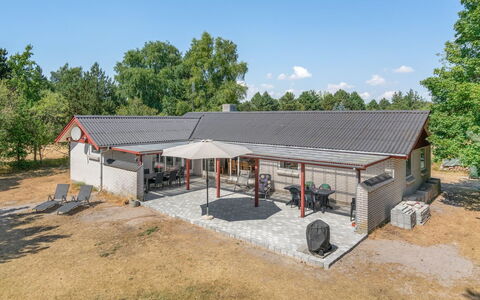 Sitta - 400M from the Sea: Residential Area, Roof, Suburb, Driveway, Estate, Chimney