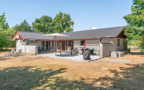 Sitta - 400M from the Sea: Residential Area, Roof, Suburb, Driveway, Estate, Chimney