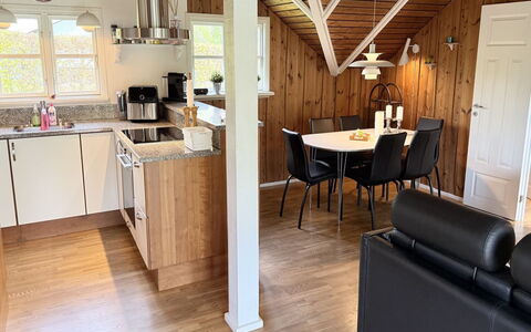 Gretta - 400M from the Sea: Flooring, Interior Design, Wood, Furniture, Floor, Ceiling, Kitchen, Countertop, Wood Flooring, Room