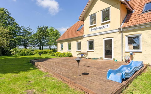 Rouwen - 1Km from the Sea: Roof, House, Home, Cottage, Door, Siding, Deck, Porch, Plank, Hardwood