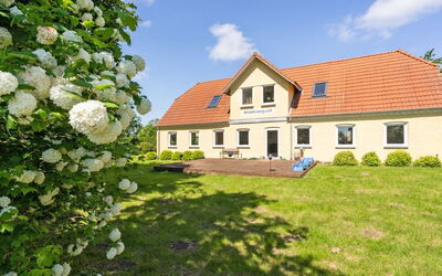 Rouwen - 1Km from the Sea