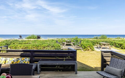 Vincent - 10M from the Sea: Sky, Blue, Furniture, Horizon, Outdoor Furniture, Sea, Coastal And Oceanic Landforms, Ocean, Coast, Outdoor Table