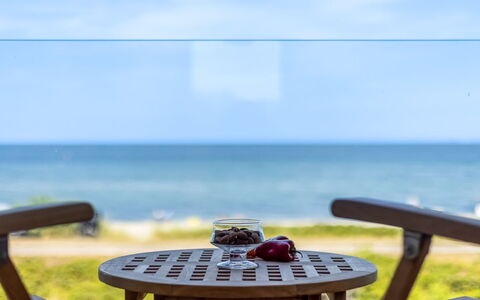 Vincent - 10M from the Sea: Furniture, Blue, Water, Body Of Water, Outdoor Furniture, Horizon, Sea, Table, Chair, Ocean
