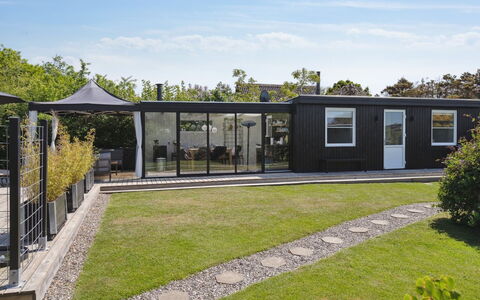 Helmina - 125M from the Sea: Residential Area, Roof, Suburb, Driveway, Estate, Chimney