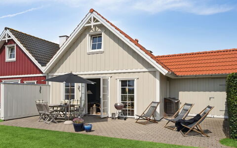 Daniela - 300M from the Sea: Residential Area, Roof, Suburb, Driveway, Estate, Chimney