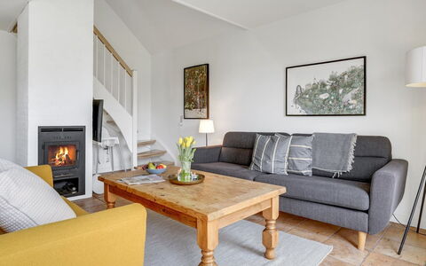Askan - 200M from the Sea: Furniture, Interior Design, Couch, Flooring, Wood, Living Room, Floor, Room, Table