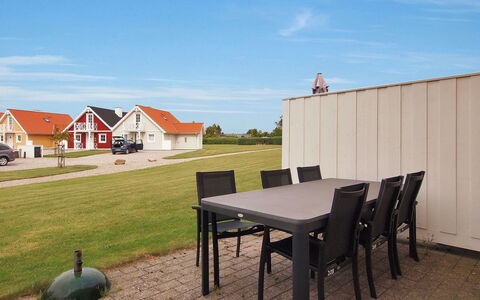 Matleena - 200M from the Sea: Blue, Shrub, Cottage, Groundcover, Garden, Estate, Shade, Landscaping, Farmhouse, Eco Hotel