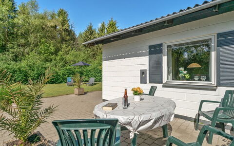 Suni - 400M from the Sea: Blue, Shrub, Cottage, Groundcover, Garden, Estate, Shade, Landscaping, Farmhouse, Eco Hotel