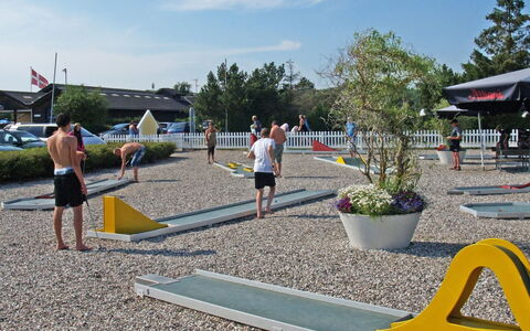 Suni - 400M from the Sea: Blue, Shrub, Cottage, Groundcover, Garden, Estate, Shade, Landscaping, Farmhouse, Eco Hotel