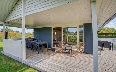 Undine - 300M from the Sea: Wood, Garden, Backyard, Land Lot, Home, Roof, Shade, Deck, Hardwood, Yard