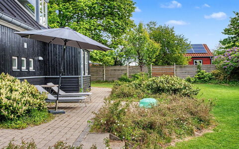 Gullan - 75M from the Sea: Wood, Roof, Architecture, Home, House, Cottage, Siding, Hardwood, Slope, Estate