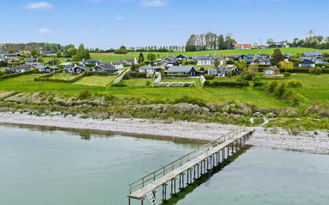 Annalia - 50M from the Sea: Wood, Garden, Backyard, Land Lot, Home, Roof, Shade, Deck, Hardwood, Yard