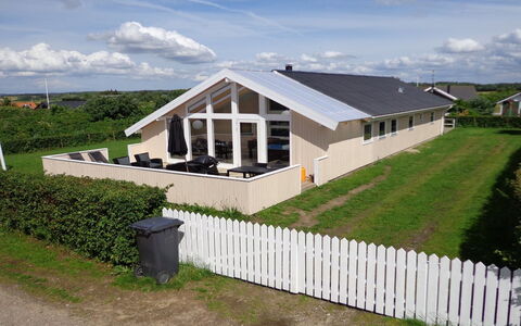 Dunya - 400M from the Sea: Blue, Shrub, Cottage, Groundcover, Garden, Estate, Shade, Landscaping, Farmhouse, Eco Hotel