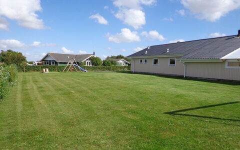 Dunya - 400M from the Sea: Blue, Shrub, Cottage, Groundcover, Garden, Estate, Shade, Landscaping, Farmhouse, Eco Hotel