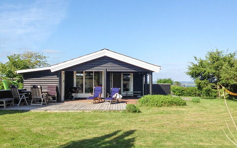 Bibi - 200M from the Sea: Blue, Shrub, Cottage, Groundcover, Garden, Estate, Shade, Landscaping, Farmhouse, Eco Hotel