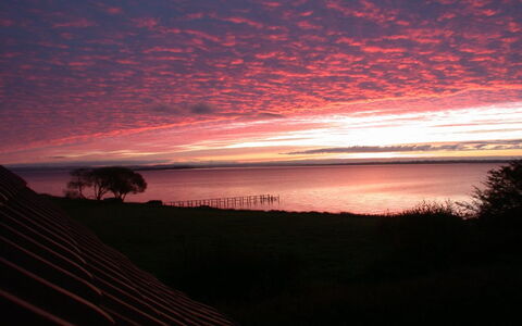 Sissela - 5M from the Sea: Afterglow, Horizon, Sunset, Dusk, Orange, Red Sky At Morning, Cloud, Sunrise, Evening, Sea