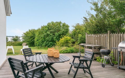 Sissela - 5M from the Sea: Wood, Roof, Architecture, Home, House, Cottage, Siding, Hardwood, Slope, Estate