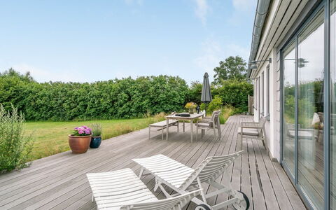 Sissela - 5M from the Sea: Wood, Roof, Architecture, Home, House, Cottage, Siding, Hardwood, Slope, Estate