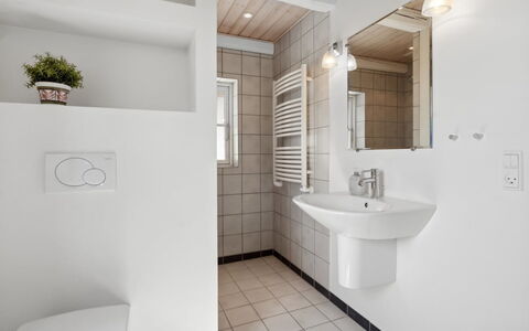 Store - 700M from the Sea: Interior Design, Bathroom, Plumbing Fixture, Flooring, Wall, Floor, Bathroom Sink, Sink, Ceiling, Toilet