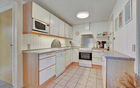 Alrich - 500M from the Sea: Flooring, Wood, Interior Design, Floor, Ceiling, Cabinetry, Countertop, Home, Room, Kitchen