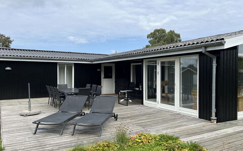 Alrich - 500M from the Sea: Cottage, Home, House, Roof, Porch, Estate, Siding, Garden Buildings, Farmhouse, Yard