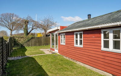 Loella - 35M from the Sea