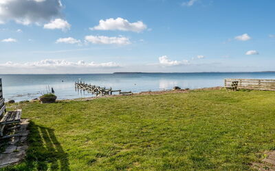 Loella - 35M from the Sea
