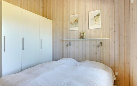 Maira - 150M from the Sea: Wood, Flooring, Bedroom, Floor, Ceiling, Interior Design, Bed, Bed Sheet, Bedding, Room