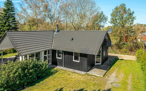 Maira - 150M from the Sea: Grass, Shrub, House, Garden, Home, Cottage, Land Lot, Lawn, Groundcover