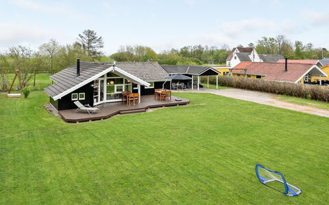 Tore - 200M from the Sea: Roof, House, Home, Cottage, Siding, Estate, Driveway, Garden Buildings, Yard, Shed