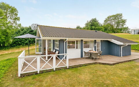 Sisko - 600M from the Sea: Roof, Home, Cottage, Estate, Shade, Porch, Siding, Hardwood, Garden Buildings, Deck