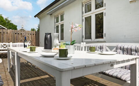 Gunhilda - 200M from the Sea: Roof, House, Home, Cottage, Door, Siding, Deck, Porch, Plank, Hardwood
