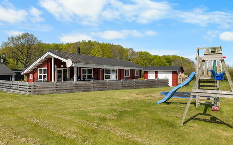 Anneli - 600M from the Sea