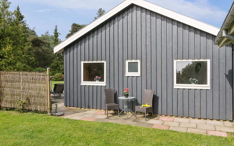 Locan - 1.2Km from the Sea: Wood, Siding, Cottage, Shrub, Roof, Land Lot, Home, Garden Buildings, Shed, Garden