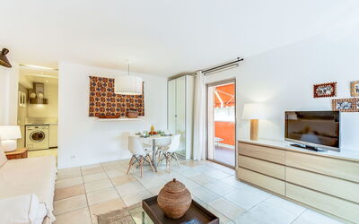 Accommodation:&nbsp;Les Patios 515.2